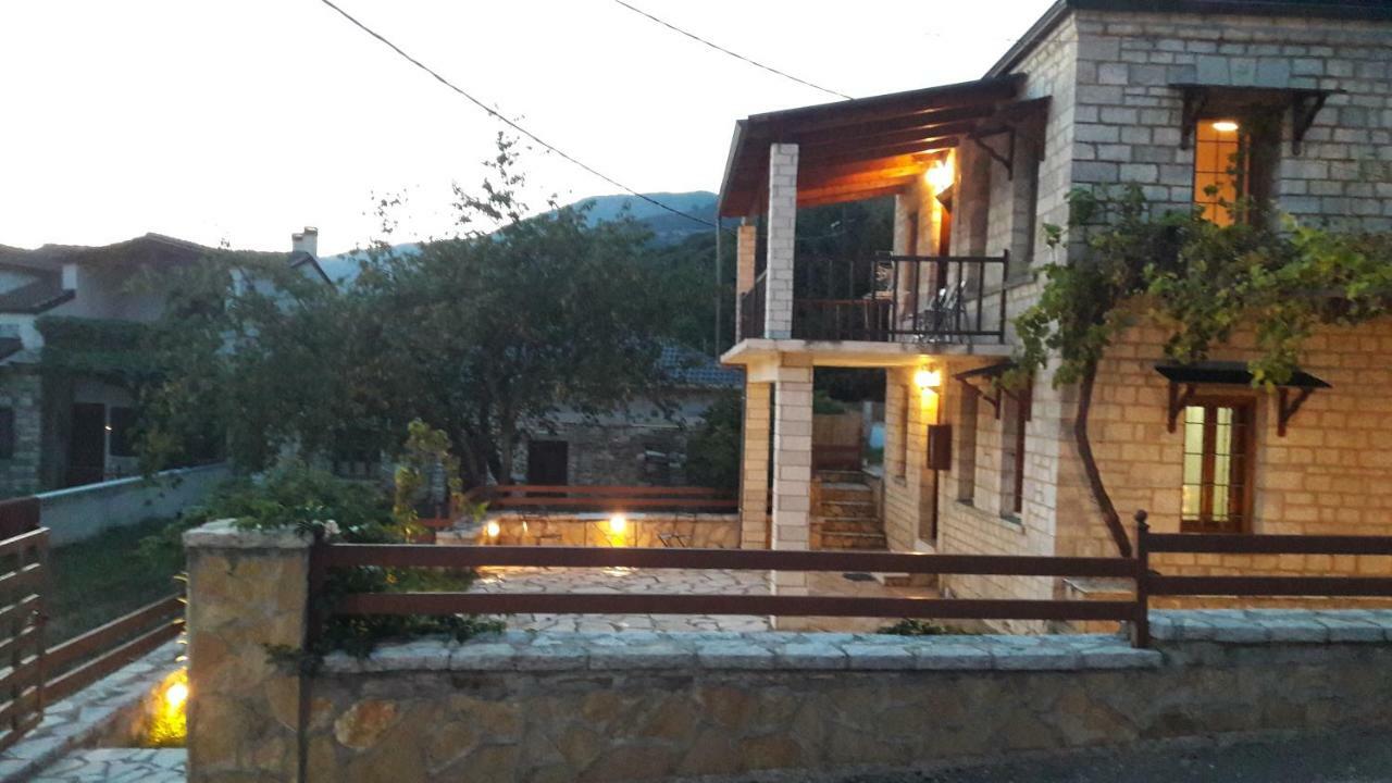 Penzion To Archontiko Tis Nikis Ioánnina Exteriér fotografie
